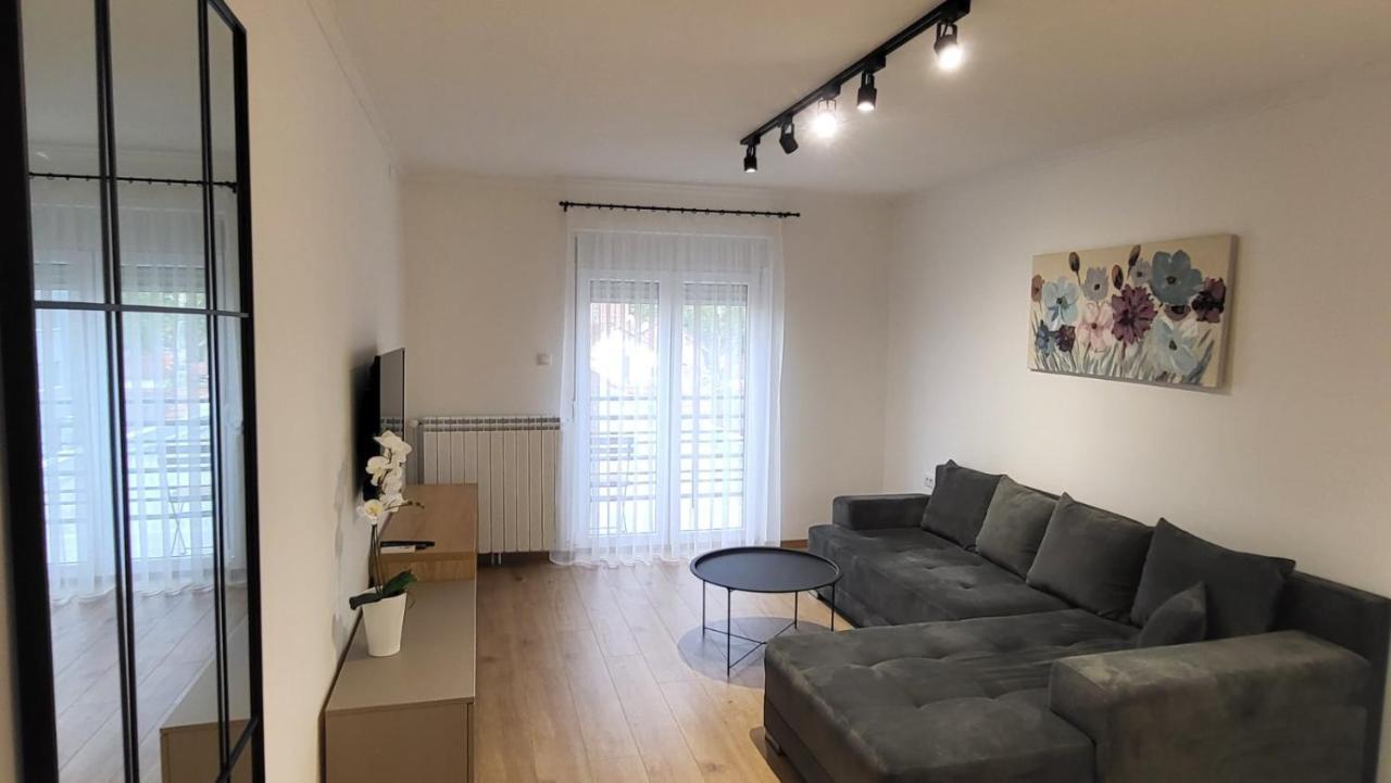 Apartments Spring Čačak المظهر الخارجي الصورة