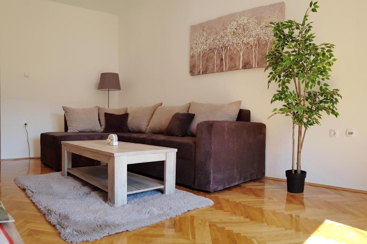Apartments Spring Čačak المظهر الخارجي الصورة
